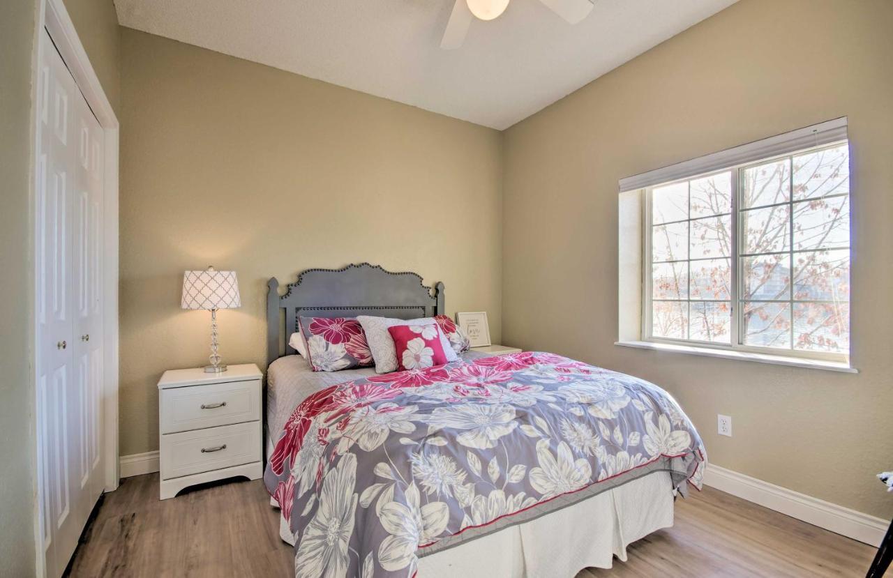 Waterfront Townhome With Private Dock And Lake Views レイク・オザーク エクステリア 写真
