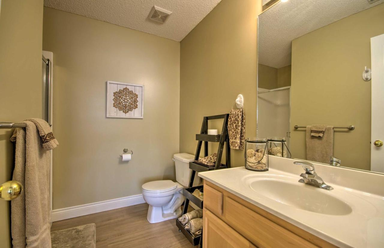 Waterfront Townhome With Private Dock And Lake Views レイク・オザーク エクステリア 写真