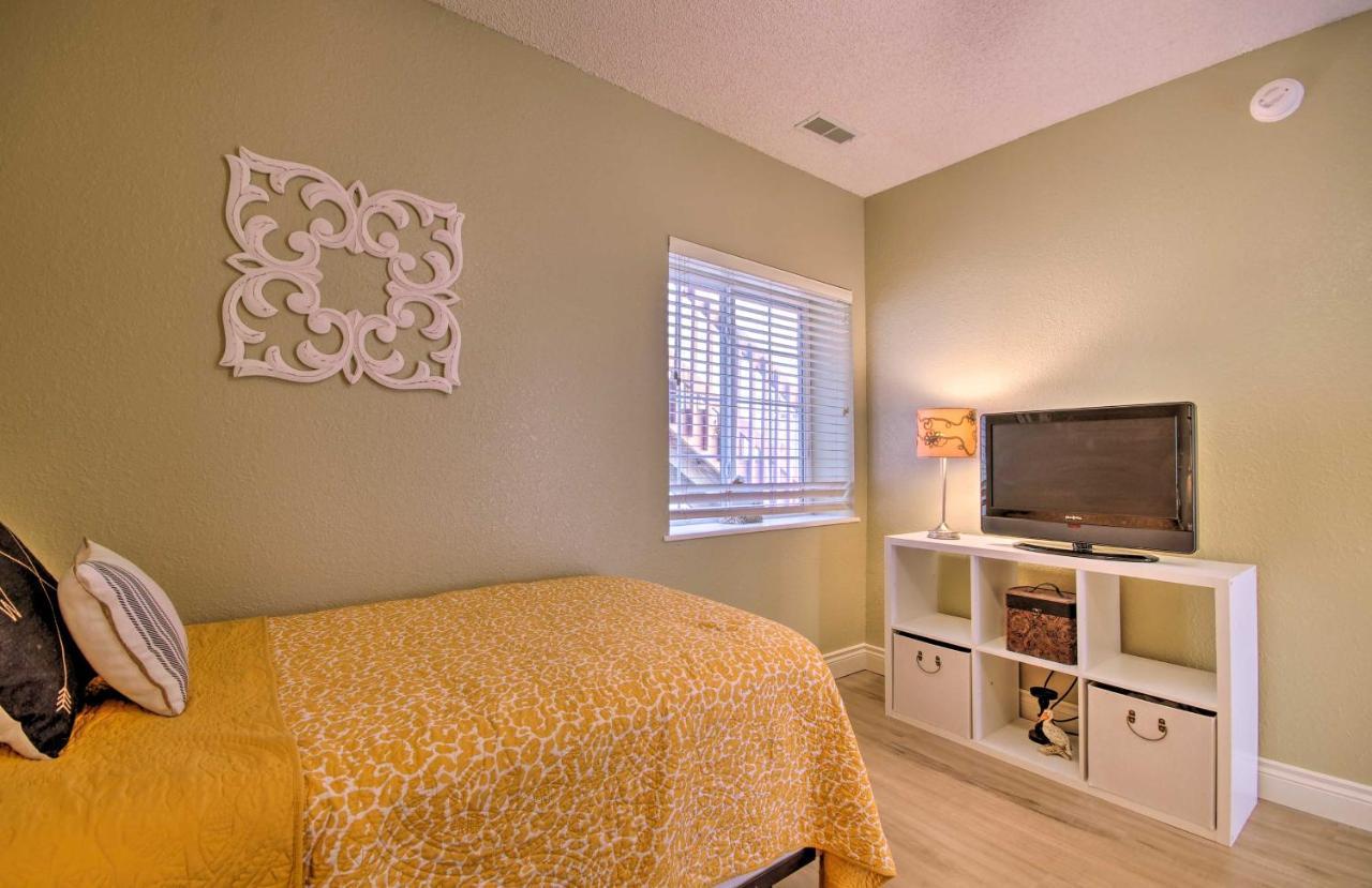 Waterfront Townhome With Private Dock And Lake Views レイク・オザーク エクステリア 写真